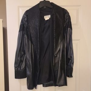 3/$75 - Vintage Leather Jacket - Size M.